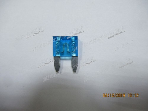 Предохранитель 15А 80982-76011-71