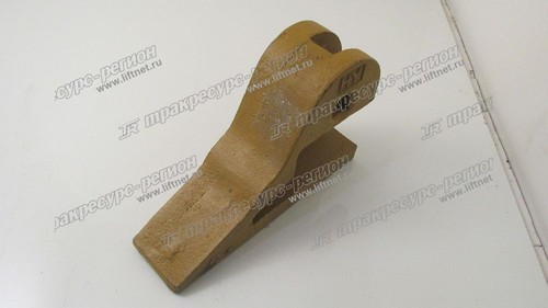 Зуб ковша боковой XG955