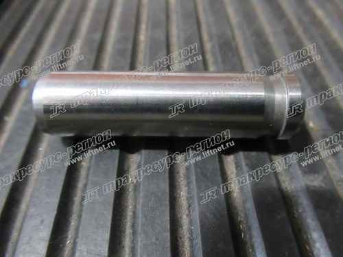 Втулка клапана направляющая KUBOTA V3300 BN-1C010-13560