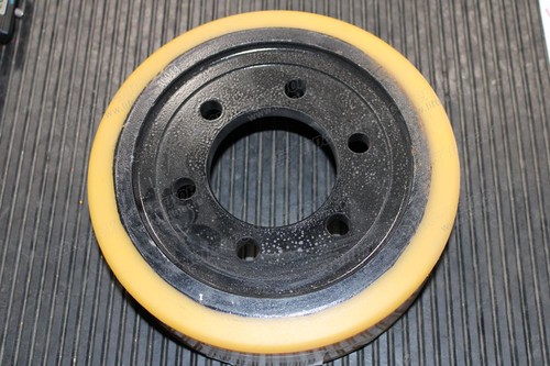 Колесо ведущее 0009933848