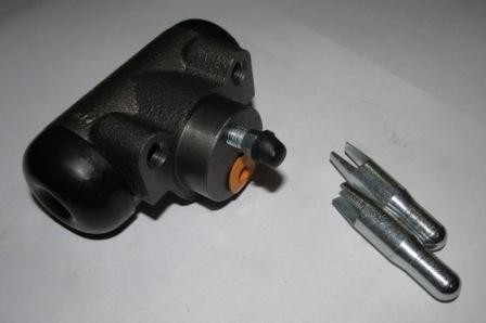 Цилиндр тормозной рабочий C-52-11105-52000