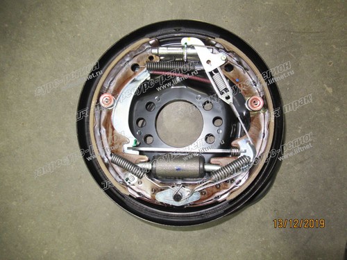 Тормоз в сборе левый 51232-60513