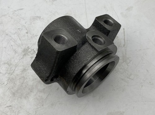 Крышка рулевого цилиндра 22N54-52101