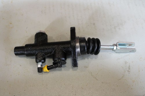 Главный тормозной цилиндр 3EB-36-51180