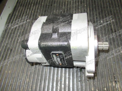 Насос гидравлический 10L77-10201