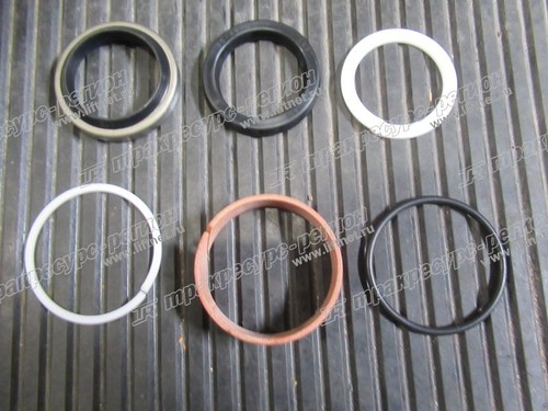 Ремкомплект гидроцилиндра подъема 04654-10390-71