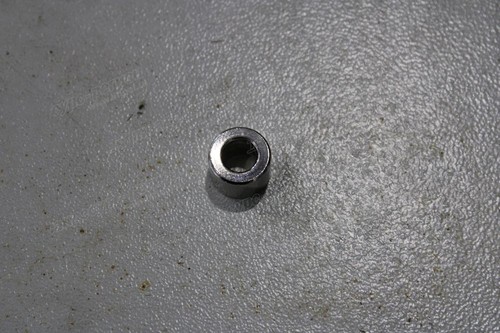 Втулка 22N58-32711