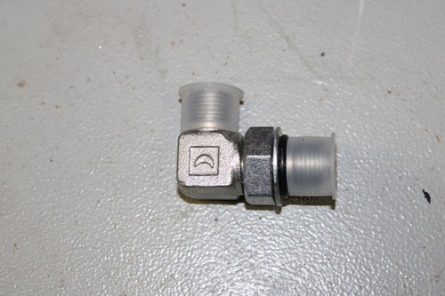 Штуцер угловой 62160-10021