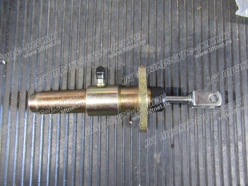 Главный тормозной цилиндр 157053