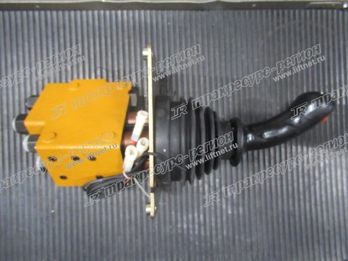 Клапан пилотный (джойстик) XG931-955