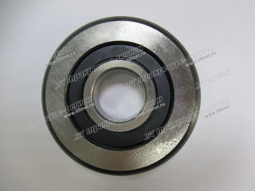 Ролик мачты 61236-23320-71