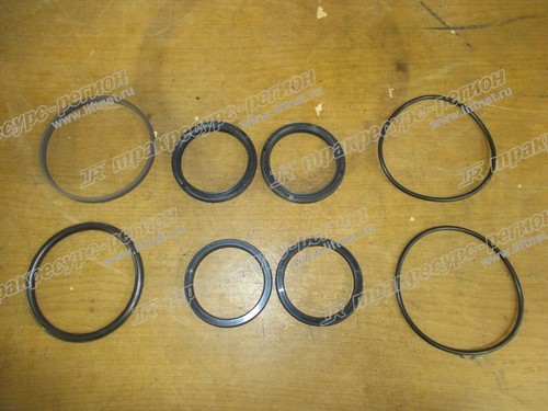 Ремкомплект рулевого цилиндра 04433-20051-71