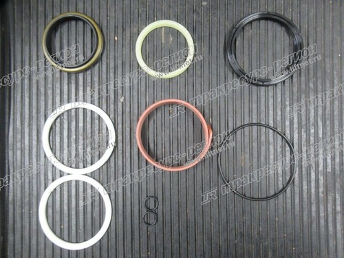 Ремкомплект цилиндра подъема 04652-30280-71