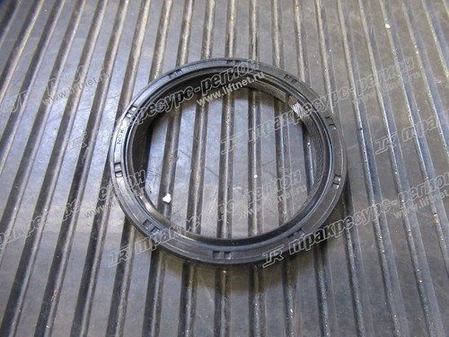 Сальник YM129916-01800