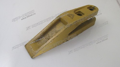 Зуб ковша центральный LG952-958
