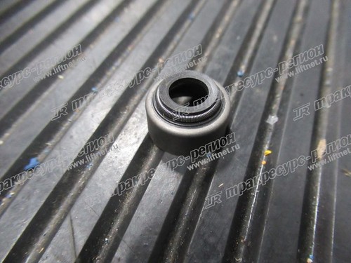 Колпачок маслосъемный YM124460-11340