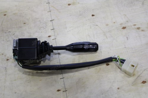 Переключатель поворотников и света LG953-958