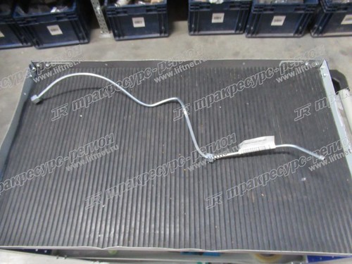 Трубка тормозная передняя левая LG936