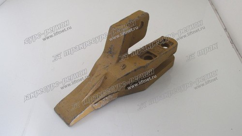 Зуб ковша боковой правый LG952-958