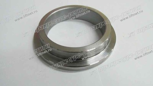 Втулка нижнего сочленения рамы 29250001041