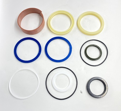 Комплект сальников гидроцилиндра 243A8-52401