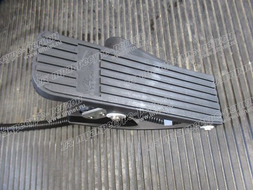 Педаль акселератора 3BA-37-69110