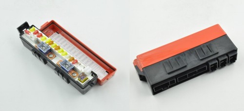 Блок предохранителей 524203861