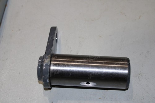 Палец цилиндра рулевого CDM855