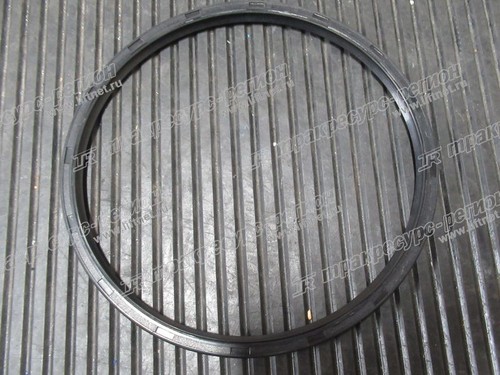 Сальник ступицы редуктора