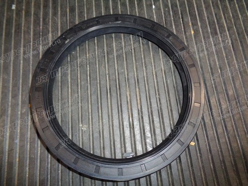 Сальник 15943-82111