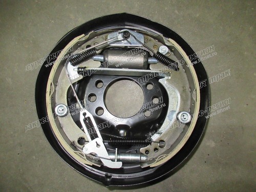 Тормозной механизм в сборе правый N030-112000-G00