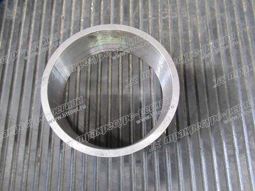 Втулка 33060136