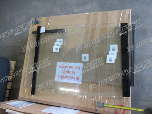 Стекло лобовое 60900001619