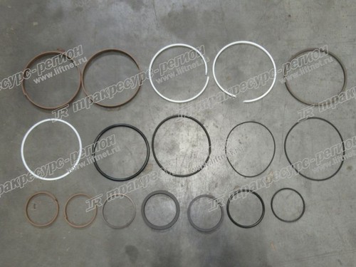 Ремкомплект  цилиндра подъема ковша 36608990700