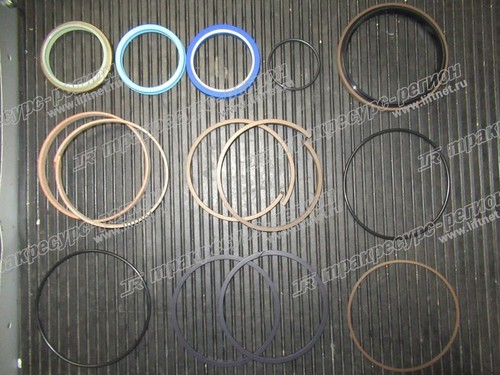 Ремкомплект цилиндра отвала 60900008442