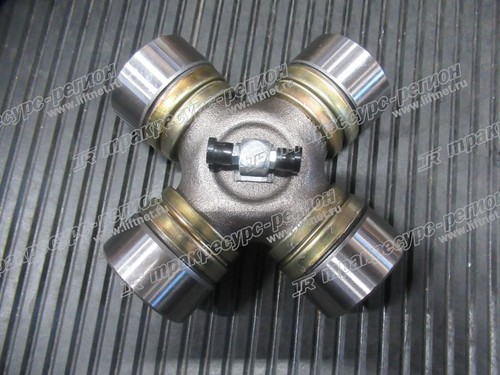 Крестовина заднего карданного вала 67450000005