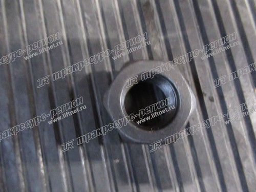 Гайка шпильки колеса M22