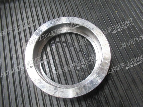 Втулка под подшипник 36201100016