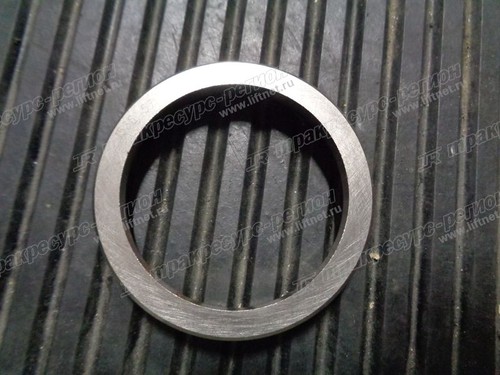 Седло впускного клапана 61560040057