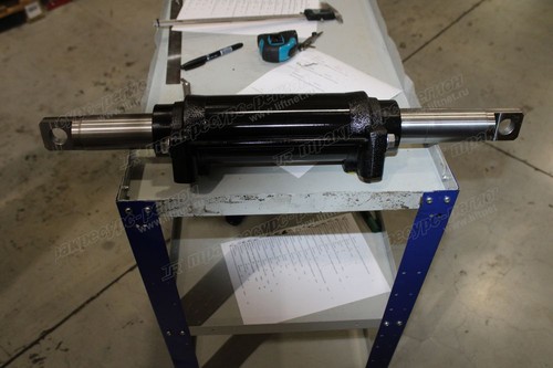 Цилиндр рулевой 43310-36602-71