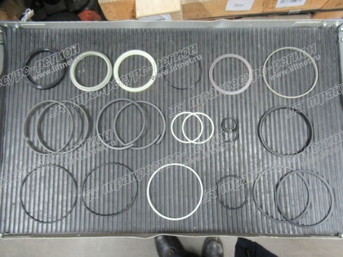 КБЧ цилиндра ковша 36606995110