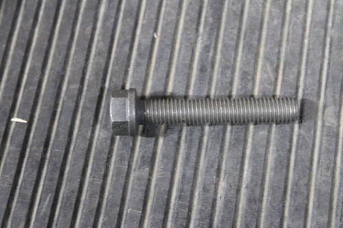 Болт головки блока 2 Cummins 6BTA5.9-C150