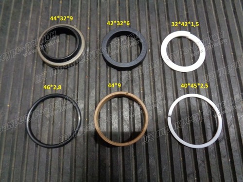 Ремкомплект цилиндра подъема 04654-F1030-71