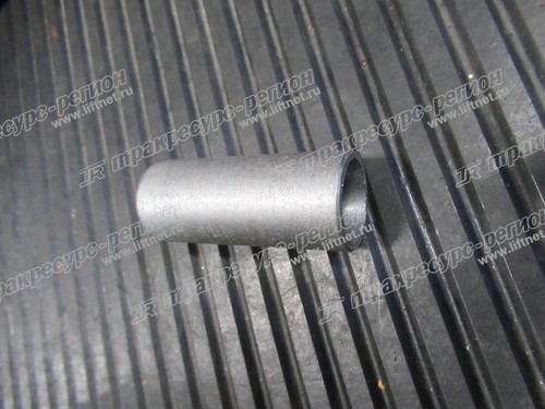 Втулка 701654A84