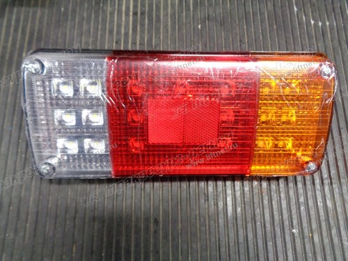 Фара задняя комбинированная E101EDF48