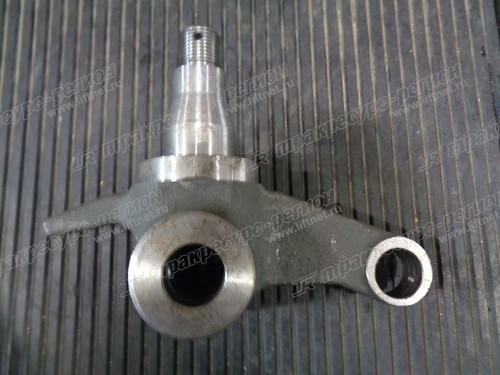 Кулак левый E2DEC56EF