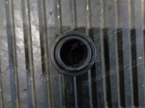 Подшипник пальца серьги E04333FBD