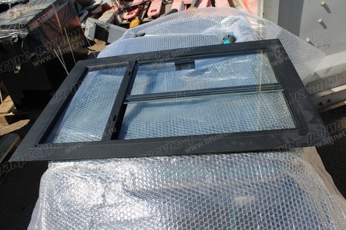 Стекло двери верхнее левое (с форточкой)