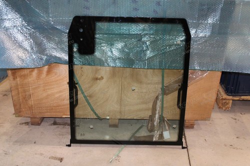 Стекло лобовое 878804000000