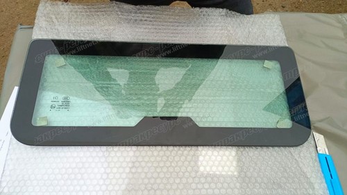 Стекло люка кабины 60900010297